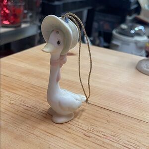 Vintage Charming Precious Moments White Goose Bird Figurine